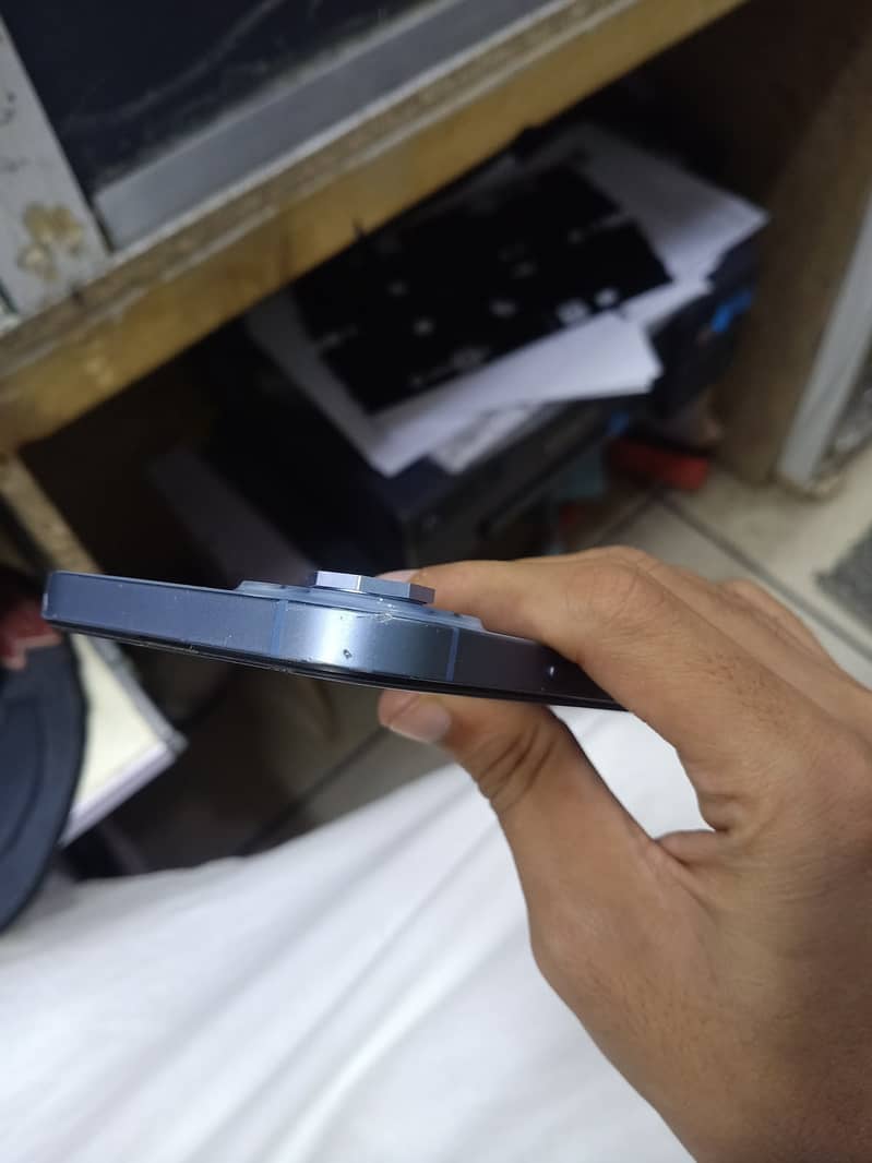 Apple iPhone 14 plus 4