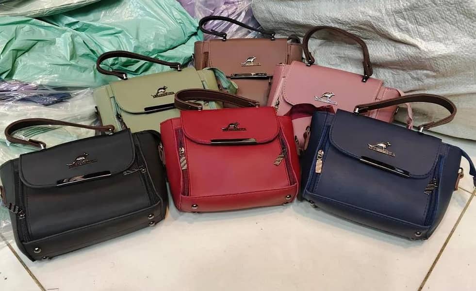 women 's beige leather shoulder bag with top handle - Bags - 1120762592