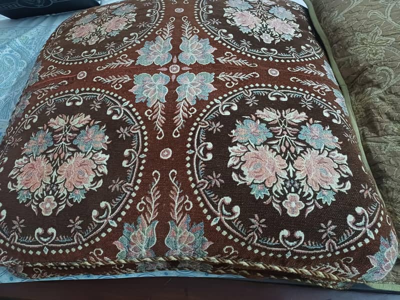 cushions 1
