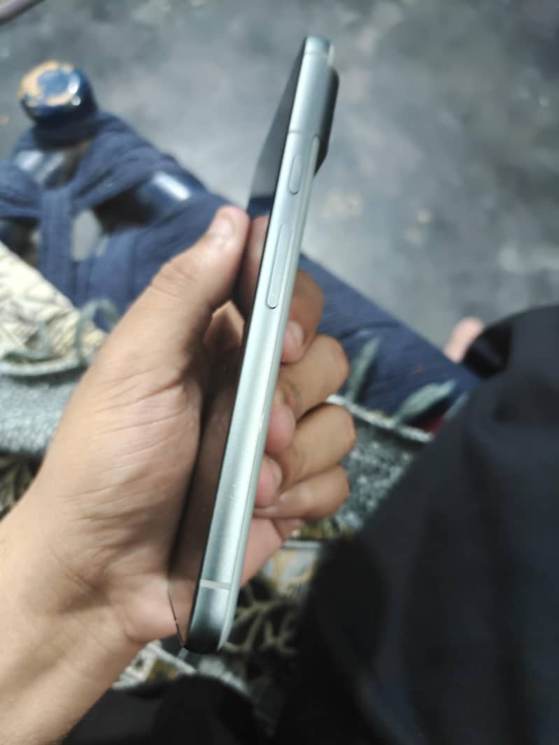 Google Pixel 8 2