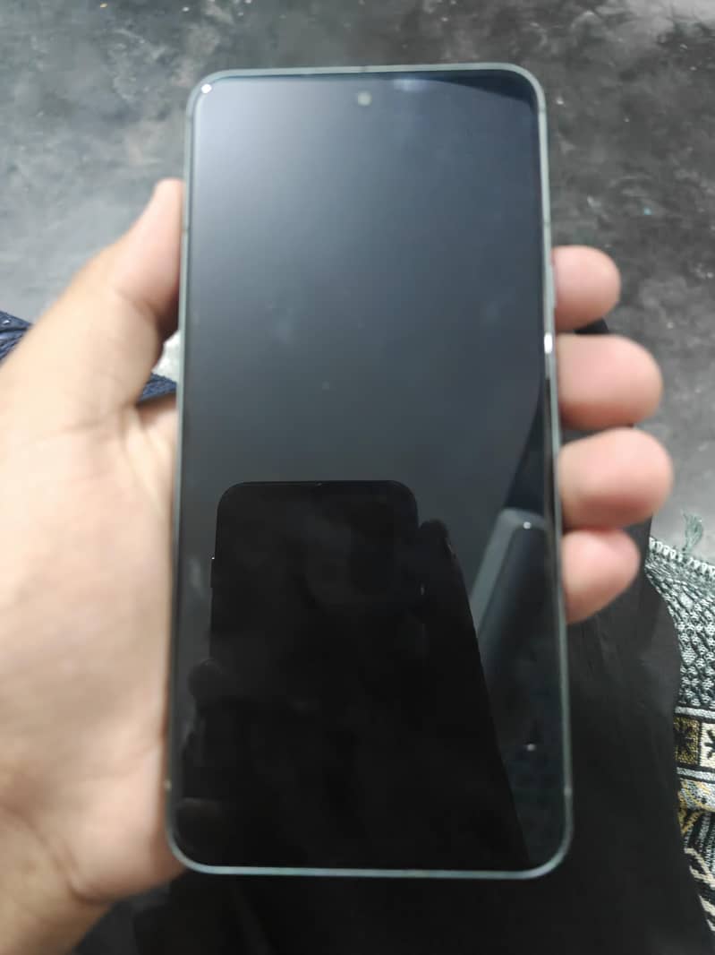 Google Pixel 8 3