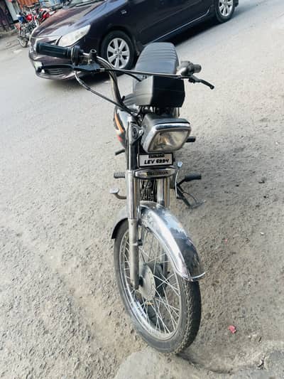 Cd china 18 model for sale