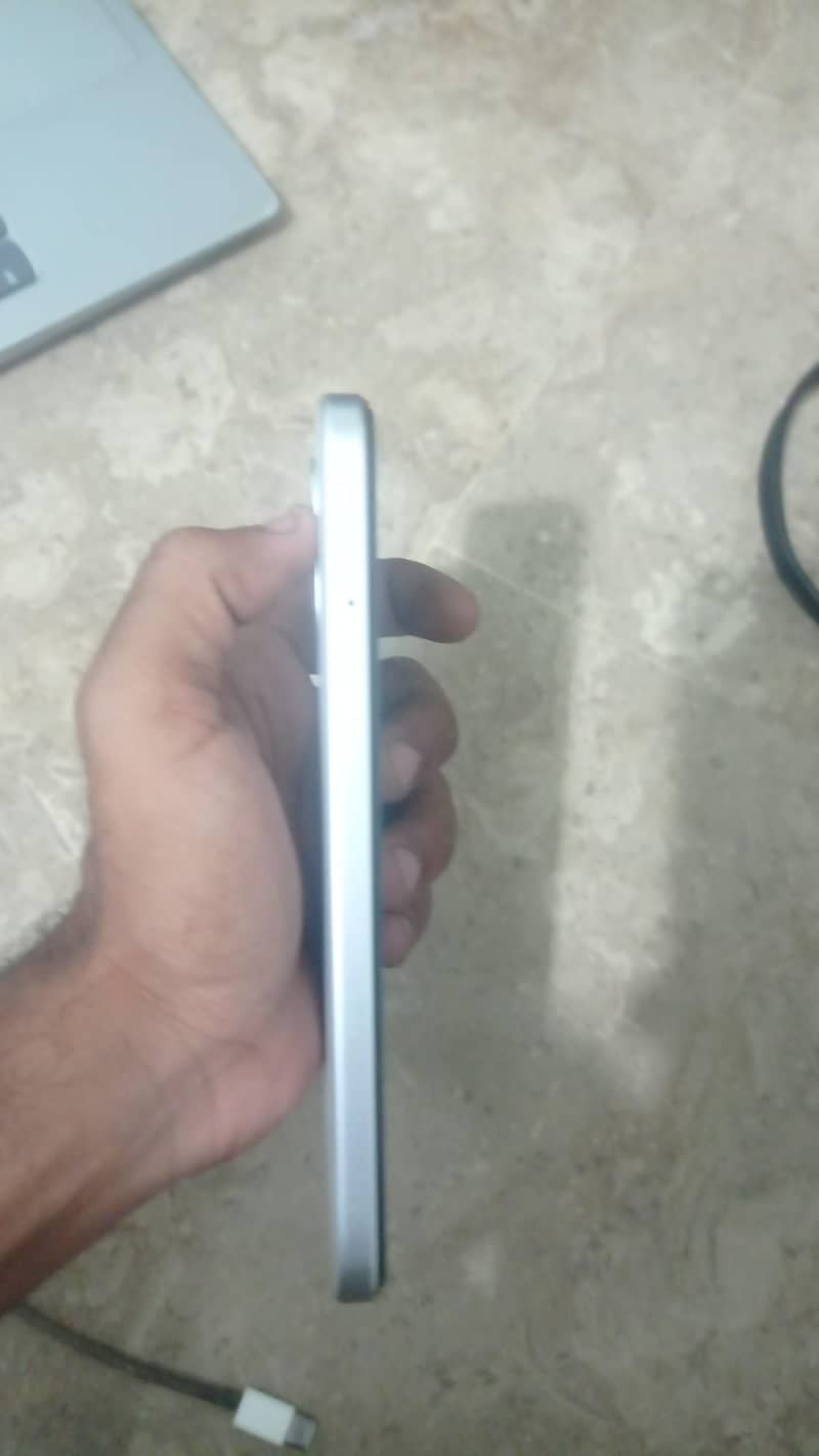 OPPO A6s 3