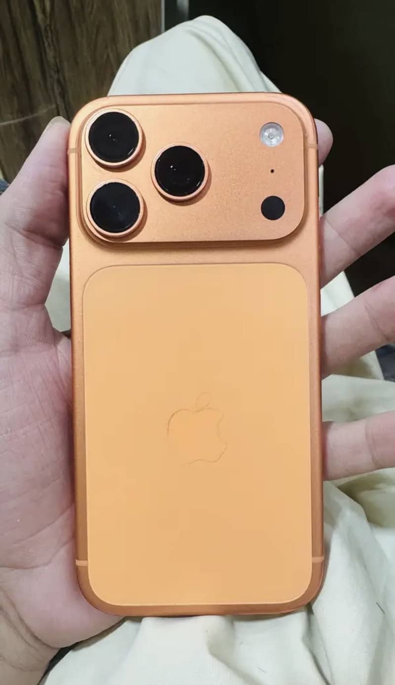 Apple iPhone 17 Pro 1