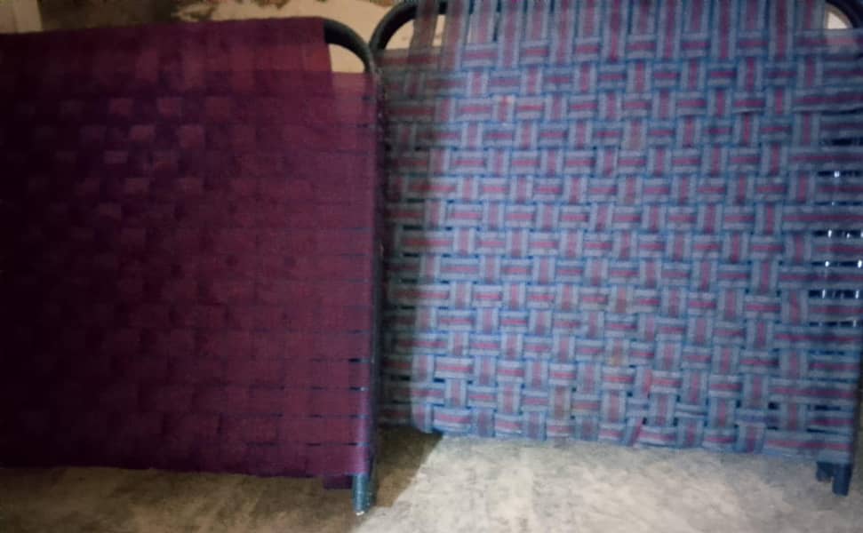 2 fold able charpain 3