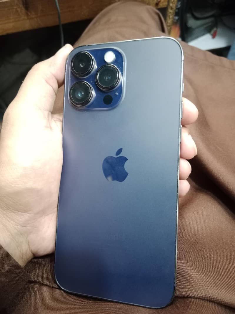 Apple iPhone 14 Pro Max 4