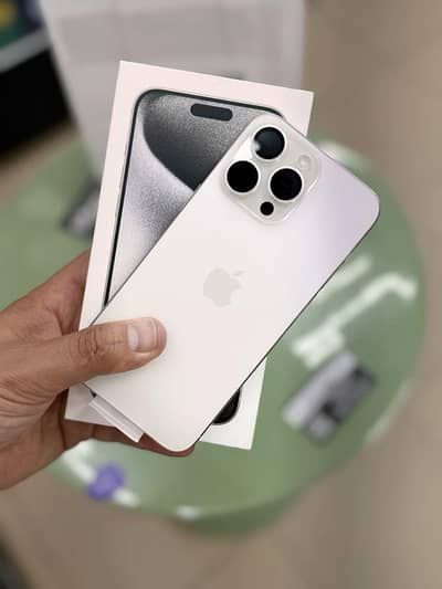 iPhone 15 Pro Max