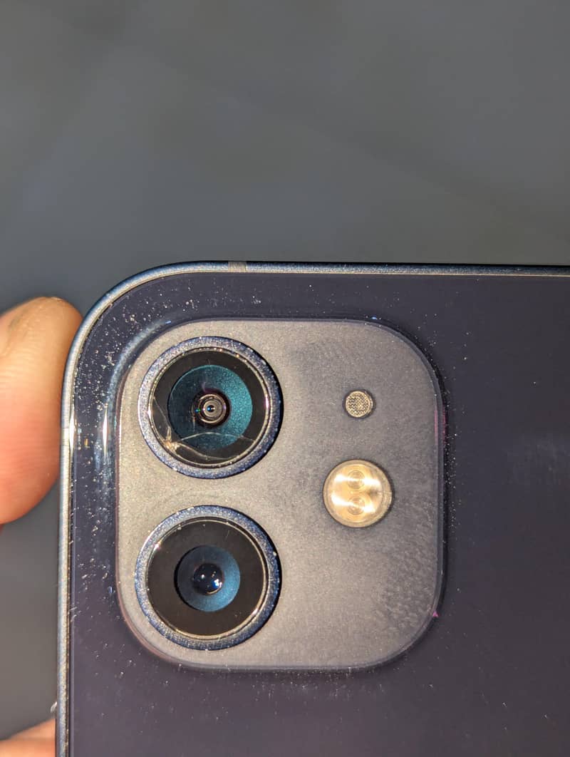 Apple iPhone 12 8