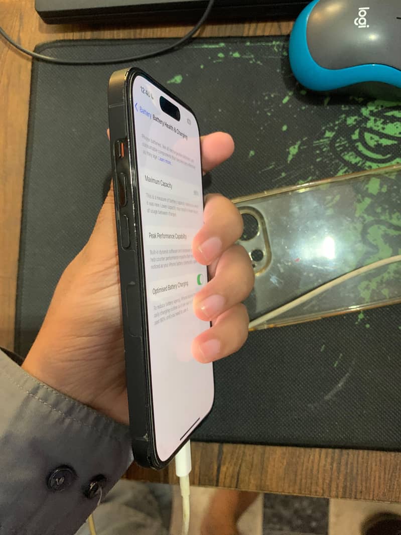 Apple iPhone 14 Pro 4