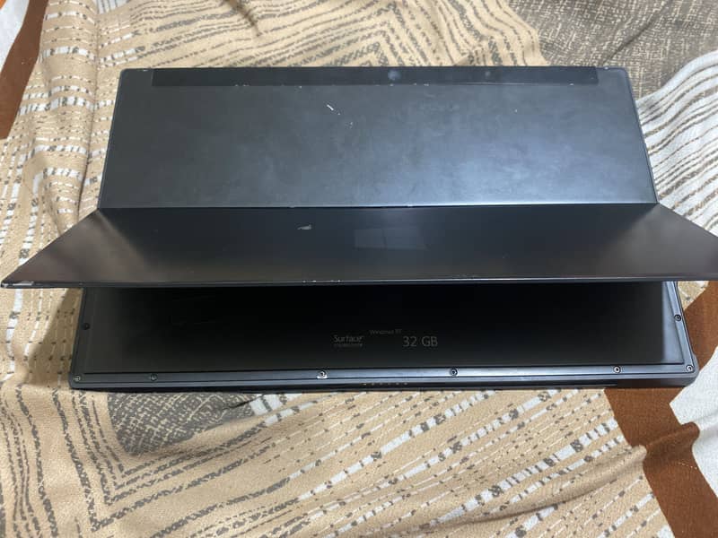 Microsoft surface go 2