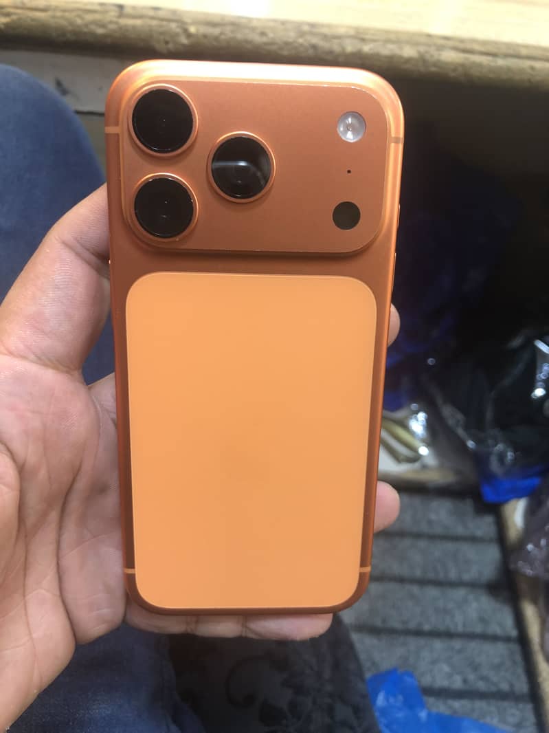 Apple iPhone 17 Pro 1