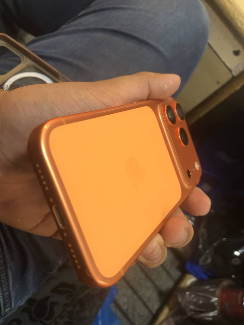 Apple iPhone 17 Pro 2