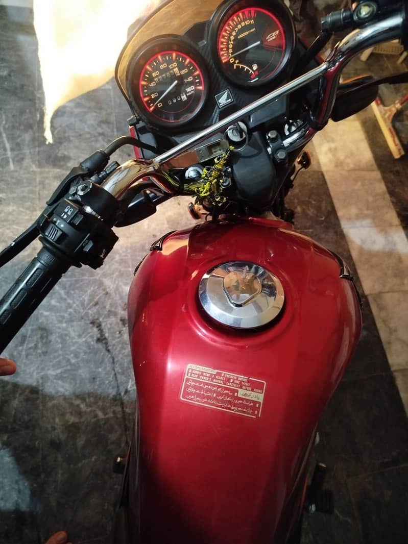 cb125f special edition 0