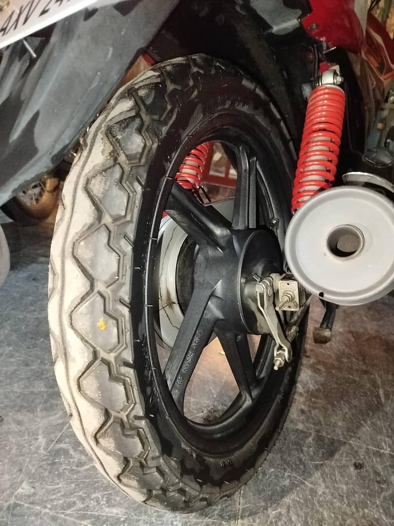 cb125f special edition 3