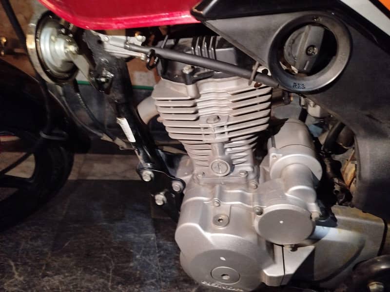 cb125f special edition 5