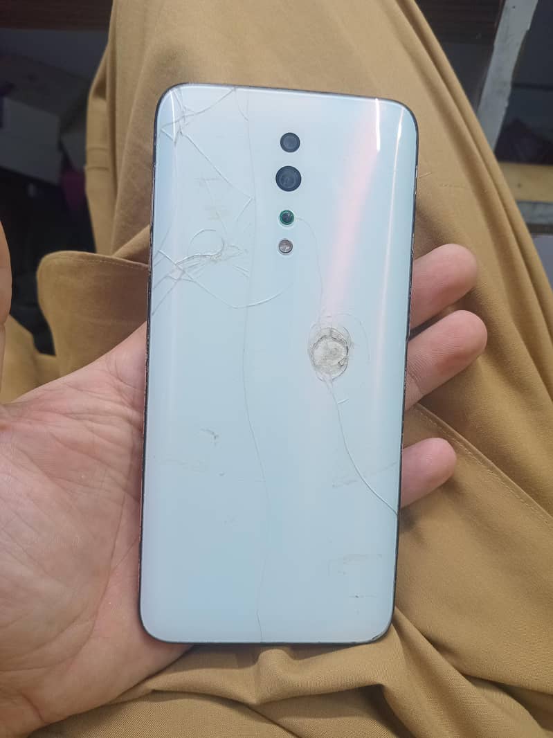 OPPO Reno Z - Mobile Phones - 1120762804