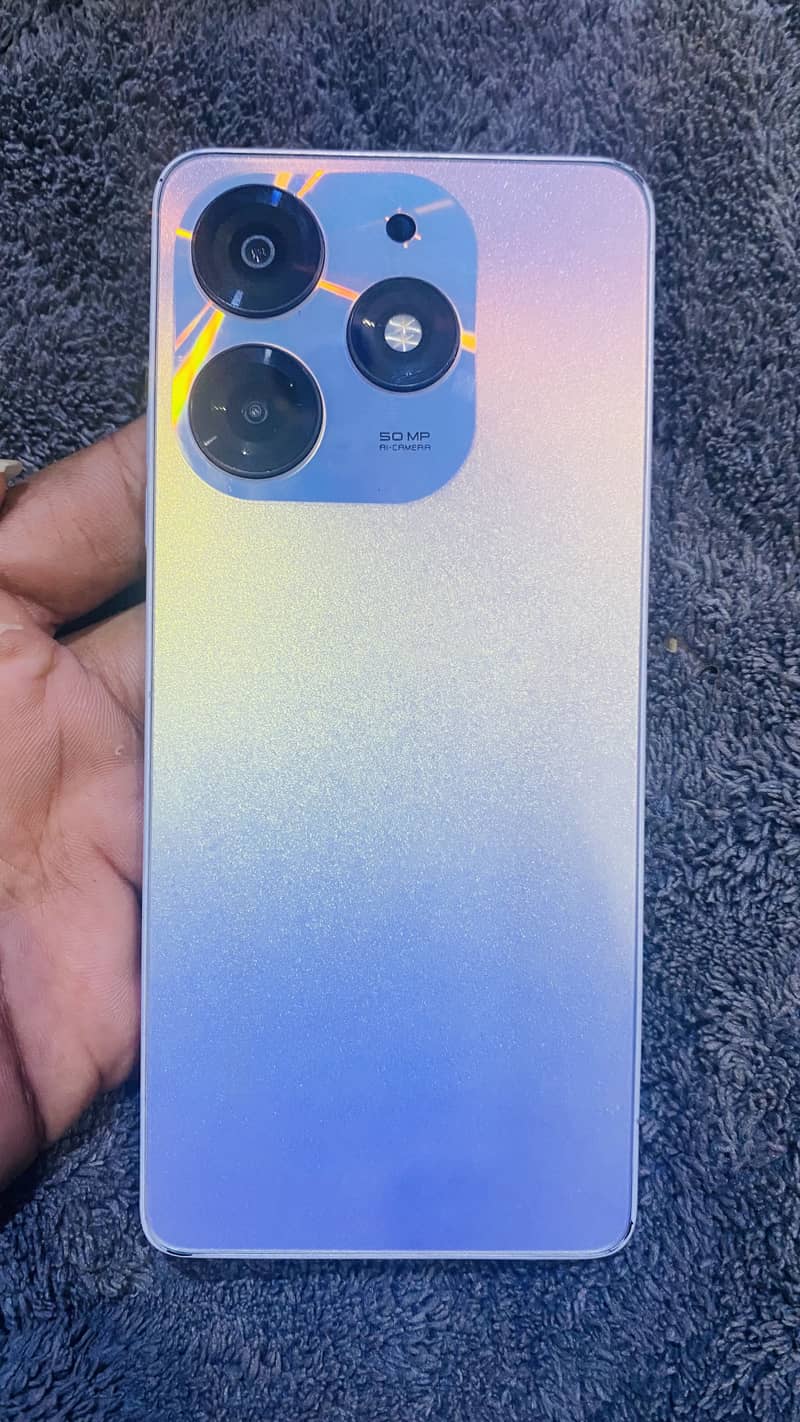 Tecno Spark 10 Pro 0