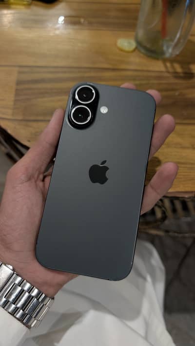 Apple iPhone 17