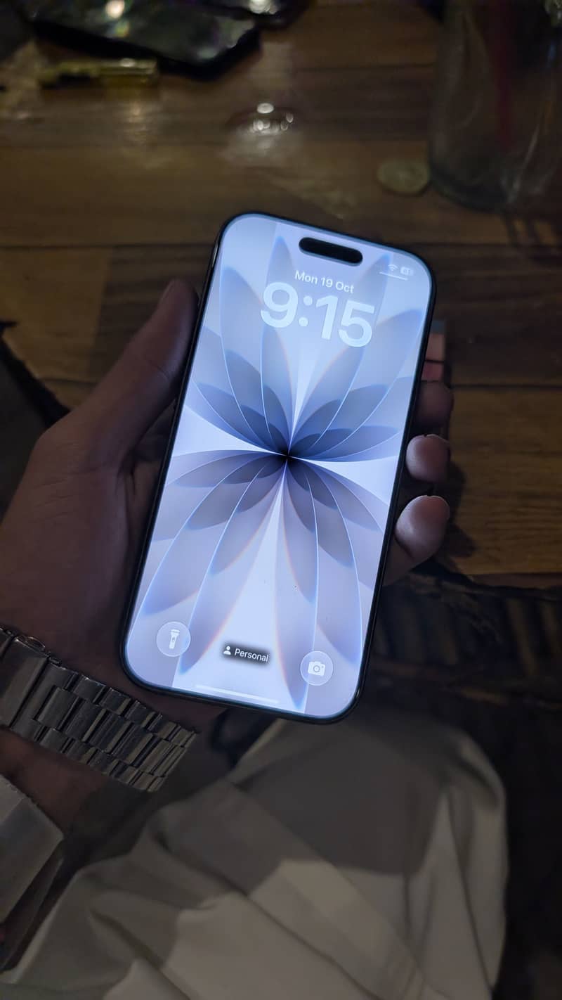 Apple iPhone 17 3