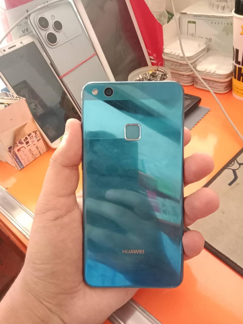 Huawei P10 Lite 1