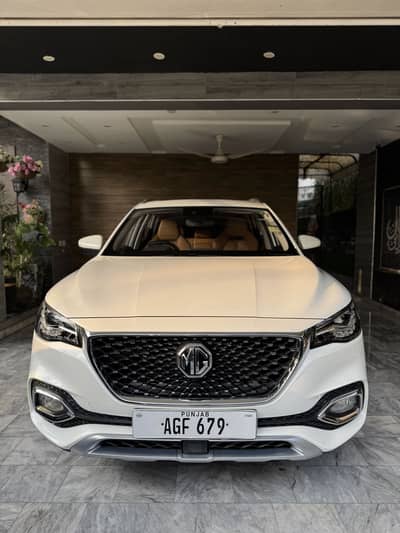 MG HS 2021
