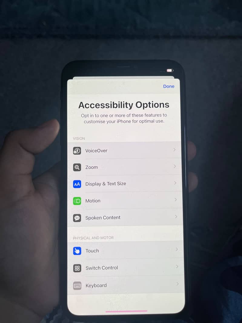 Apple iPhone XS Max 5