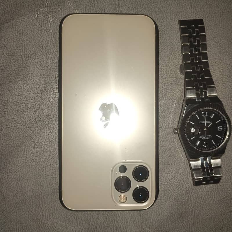 Apple iPhone 12 Pro 3