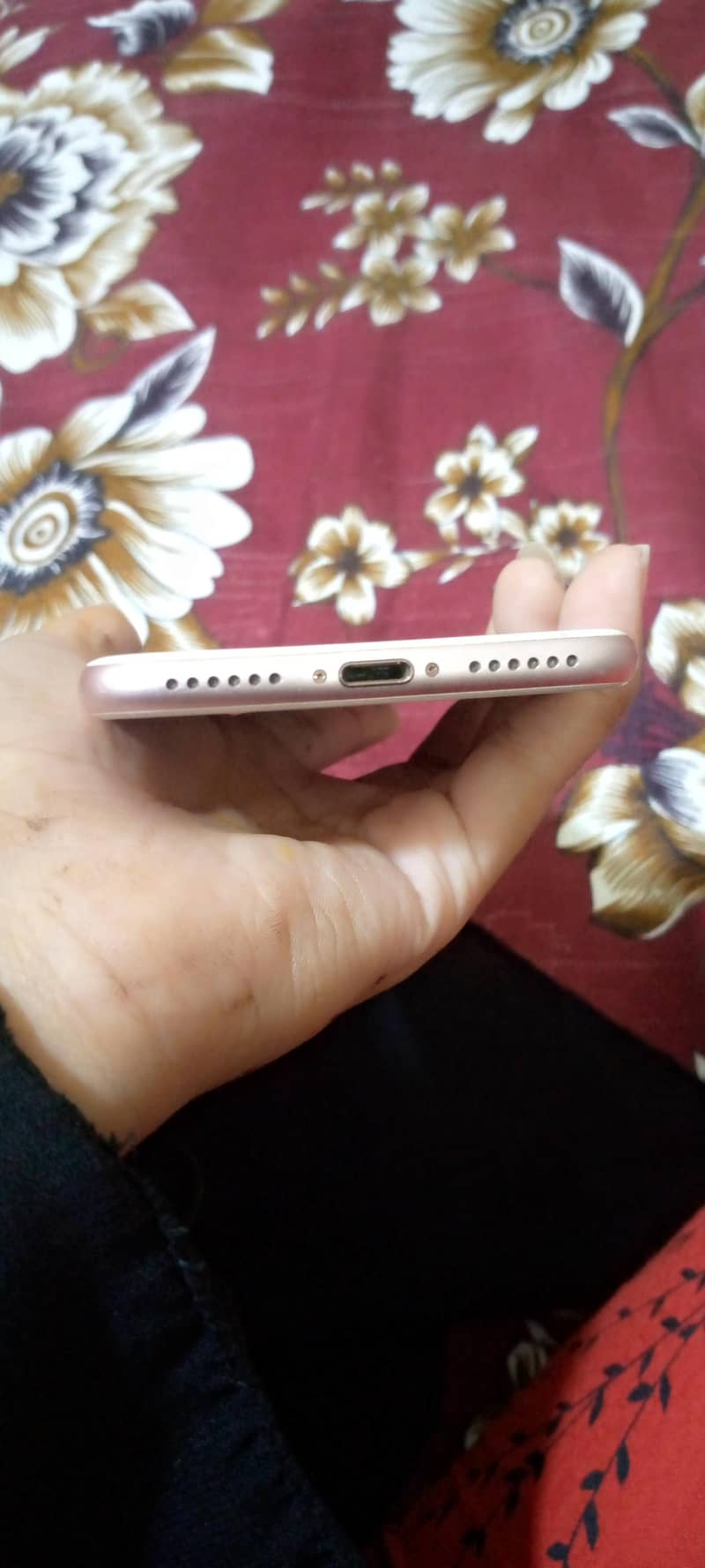 Apple iPhone 7 1