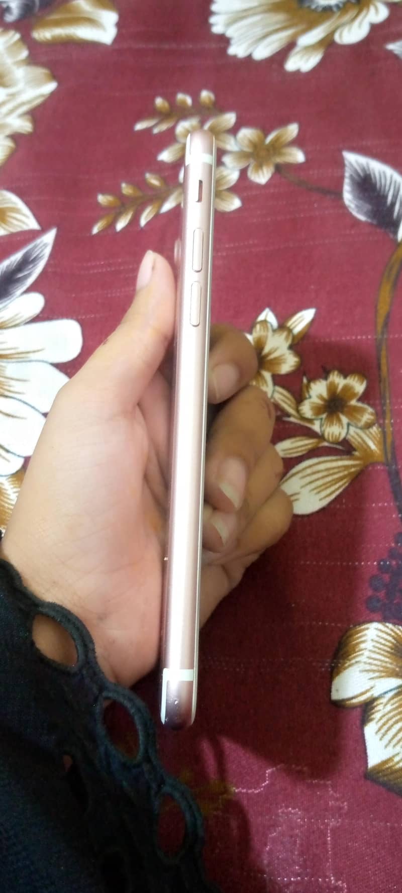 Apple iPhone 7 6