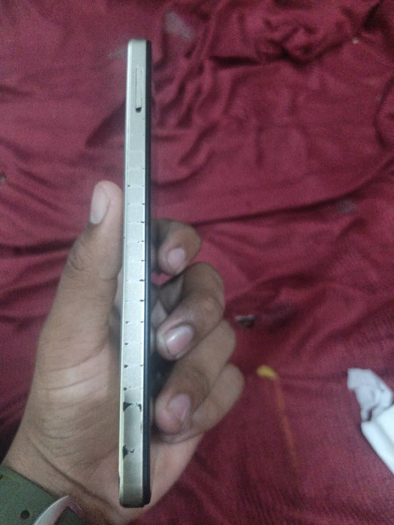 Tecno Spark 20C 3