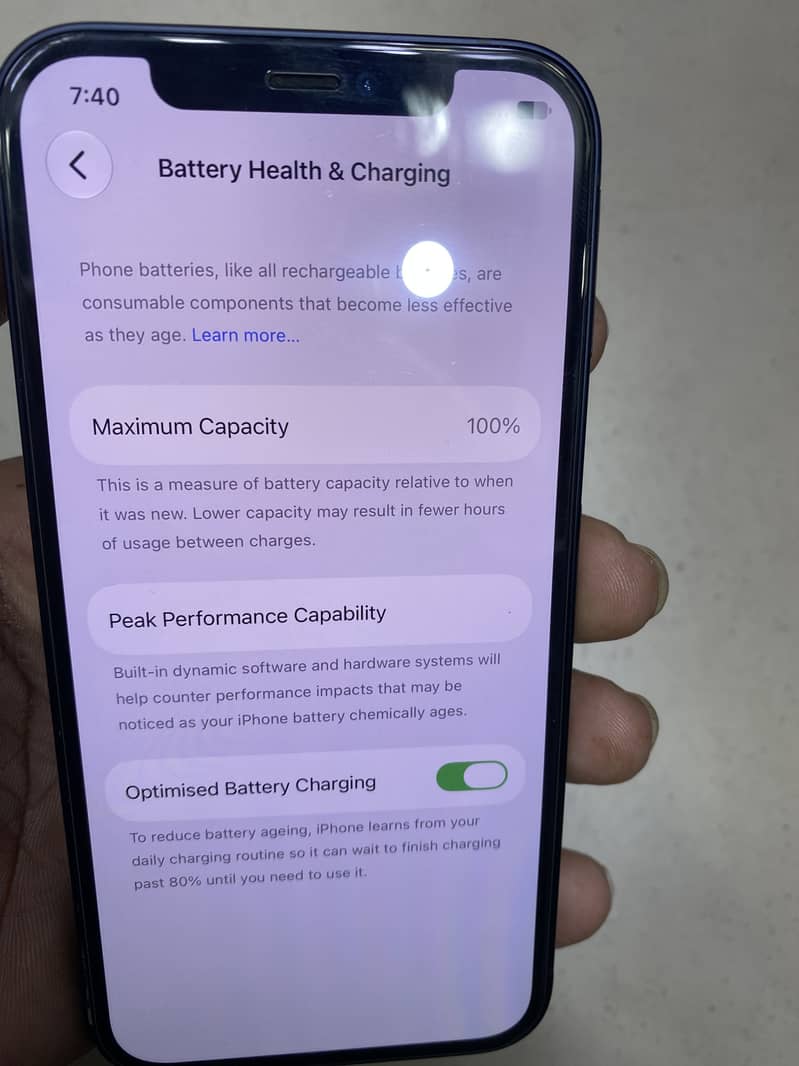 Apple iPhone 12 6
