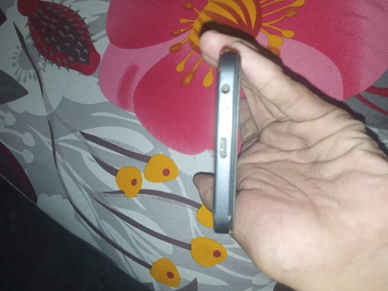 Tecno Spark 3 Pro 7