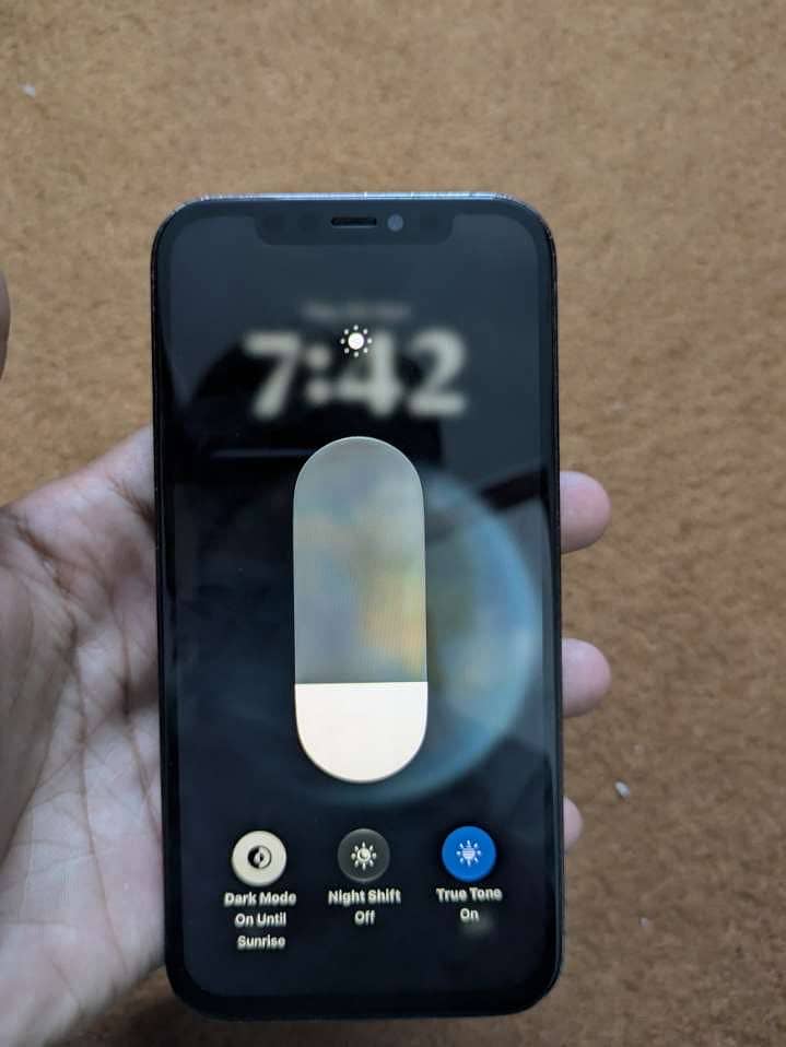 Apple iPhone 12 Pro 1