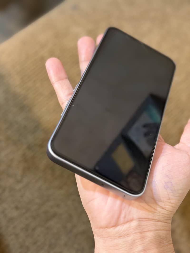 OPPO A6 PRO 4