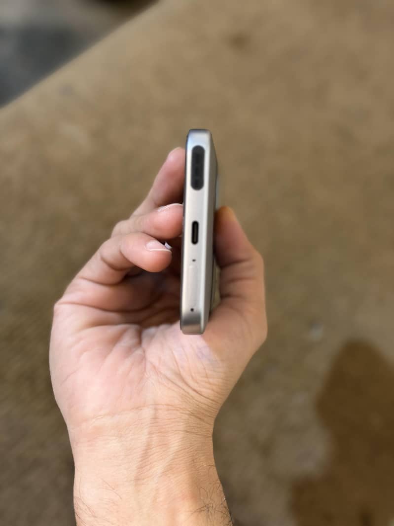 OPPO A6 PRO 7