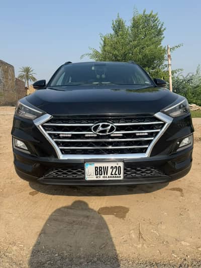 *Hyundai Tucson GLS Sport FWD 2023 – Panoramic Sunroof*