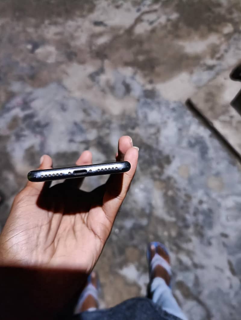 Apple iPhone 8 2