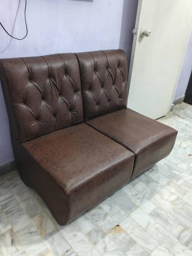 Single Seater Sofa Available 2