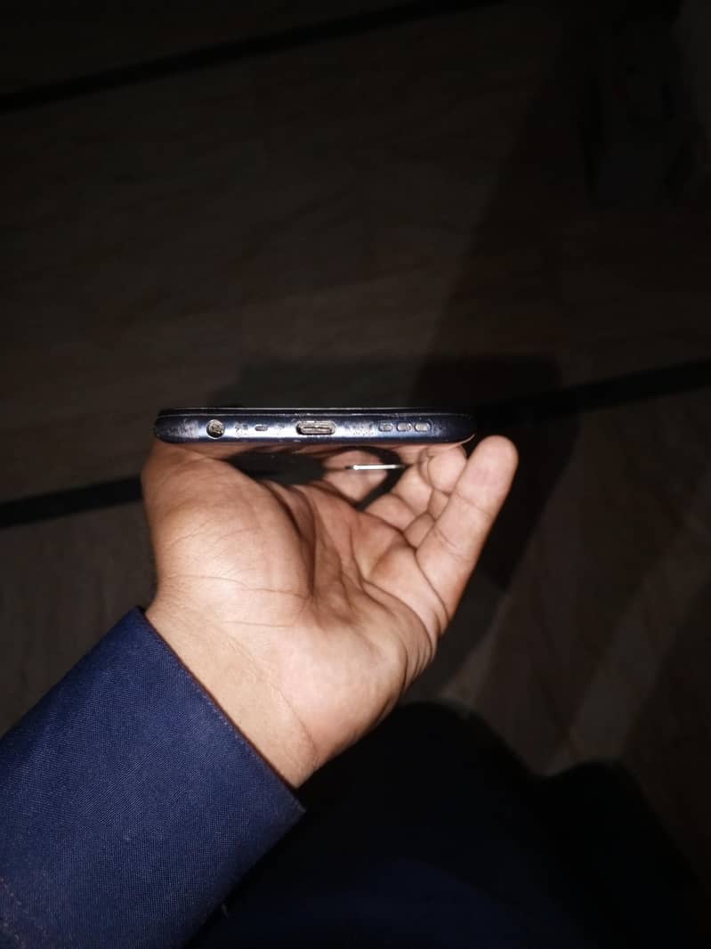 OPPO A16 1