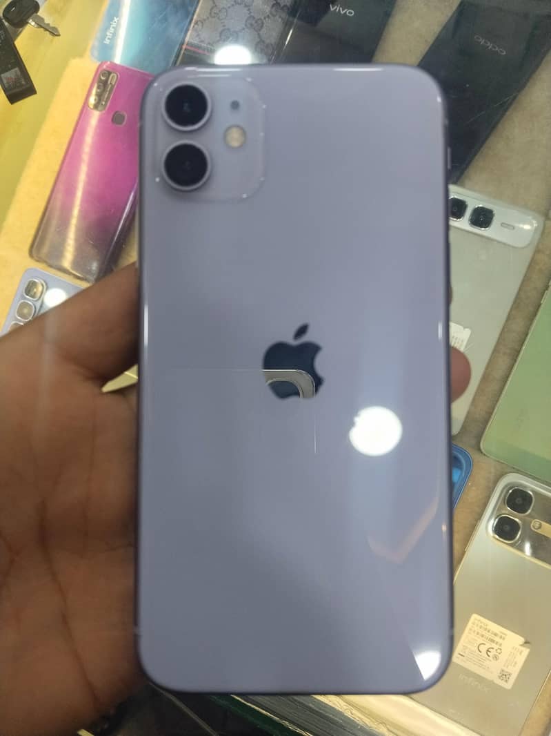 Apple iPhone 11 3