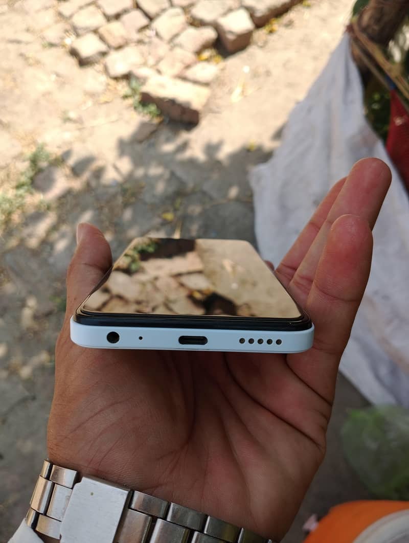 Itel A50C 4