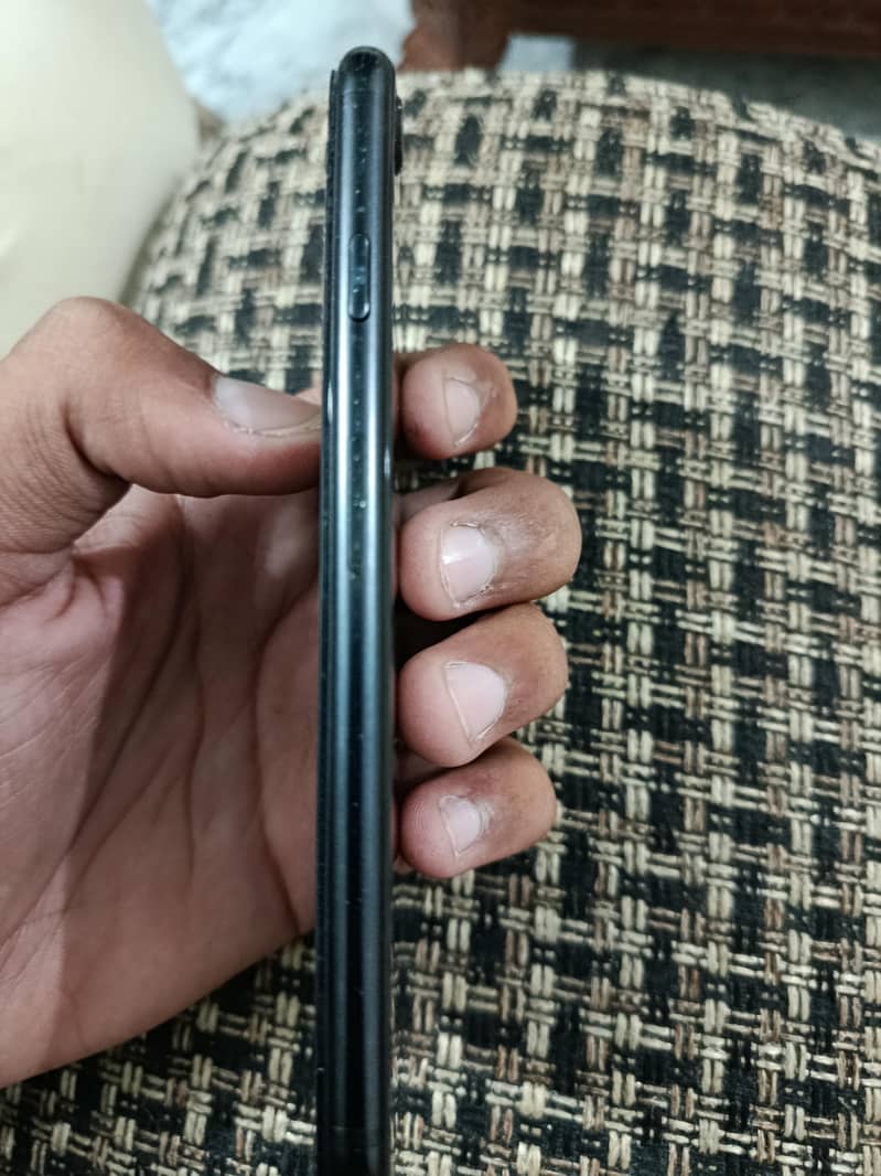 Apple iPhone SE 3
