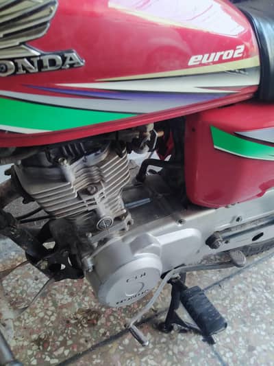 Honda 125 Red color good condition home used bike