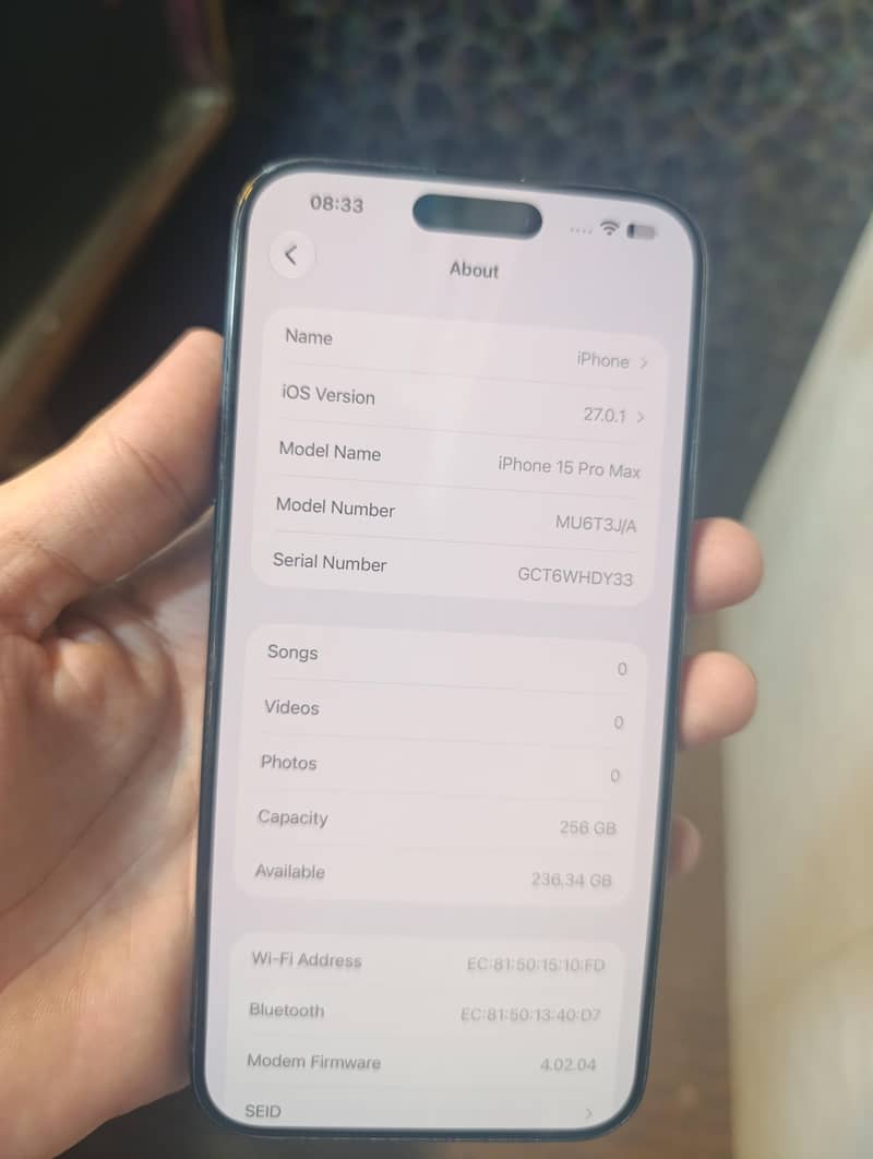 Apple iPhone 15 Pro Max 3