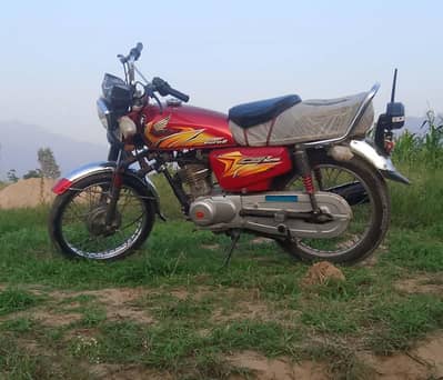 honda 125 21 model All Punjab number03165119285
