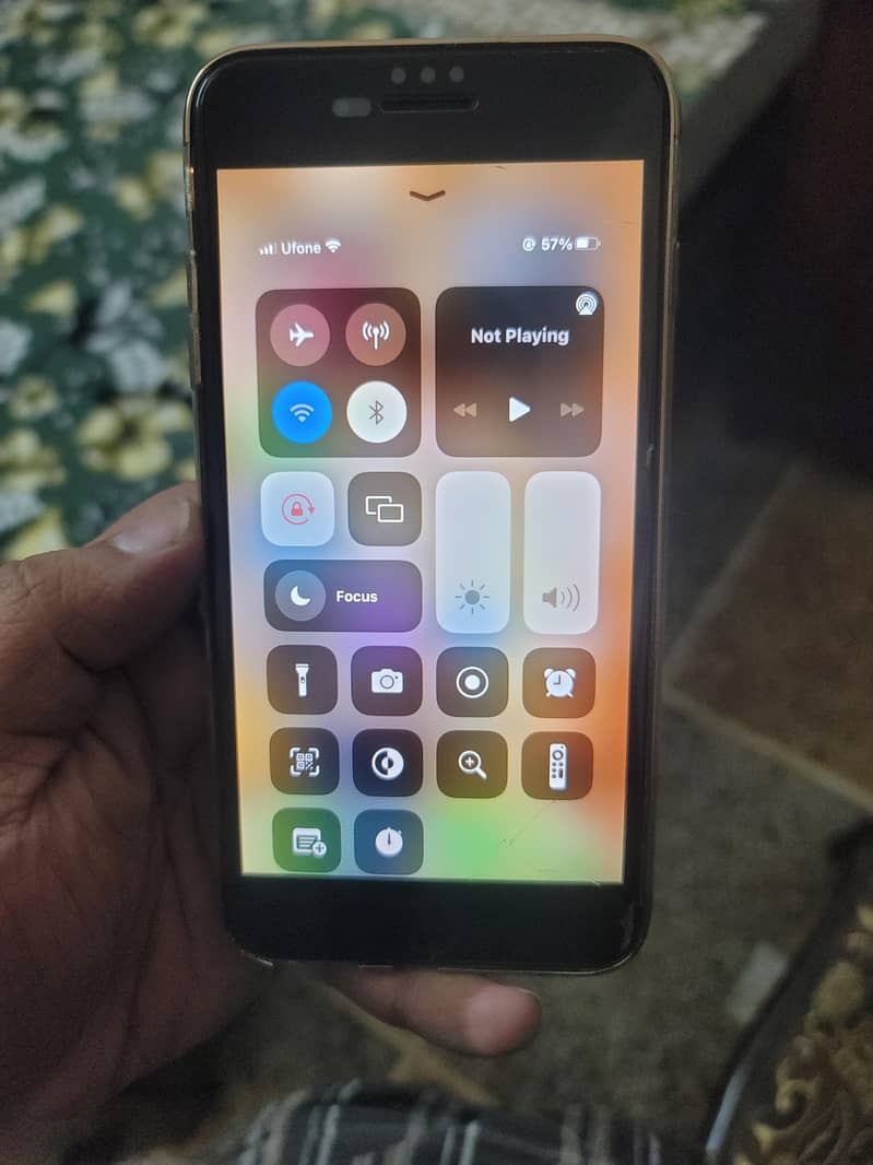 Apple iPhone 7 Plus 2