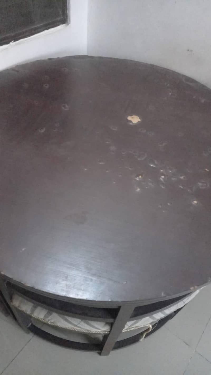 dining table 4 chair 0
