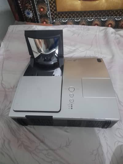 nothing have accessories only projector
