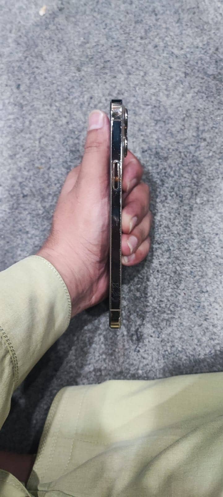 Apple iPhone 13 Pro Max 6