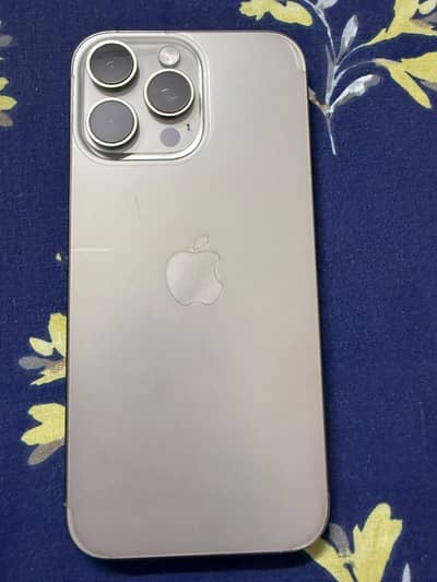 iPhone 16 Pro Max